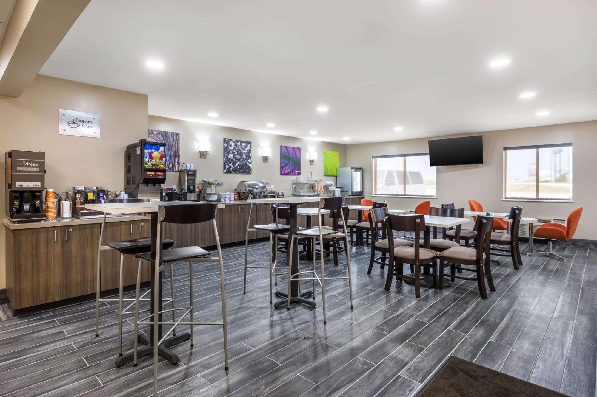 Sleep Inn & Suites Salina I-135 Dış mekan fotoğraf