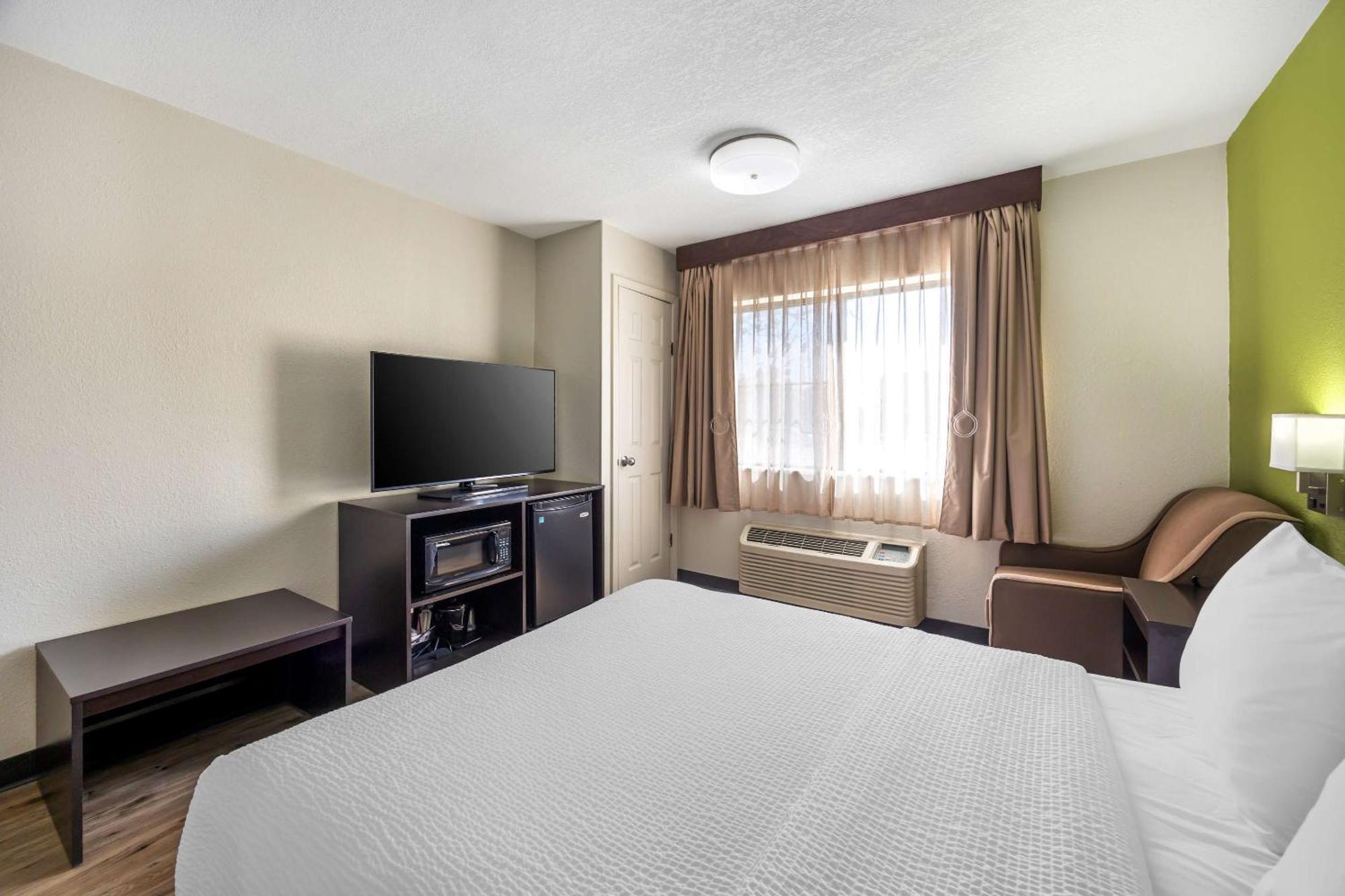 Sleep Inn & Suites Salina I-135 Dış mekan fotoğraf